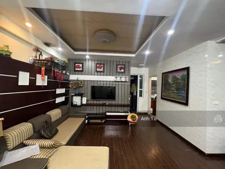 Chính chủ bán nhanh căn hộ 70m2 2 ngủ 2wc ở tòa vp3 linh đàm hướng mát view hồ full nội thất về ở