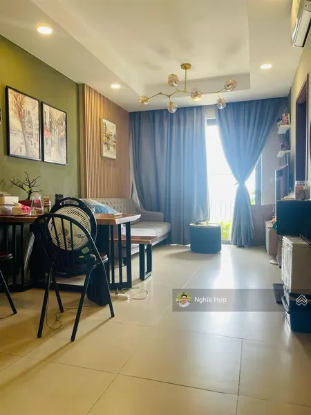 Chính chủ bán căn 68m2, 2pn, 2wc, có sổ, giá tốt nhất tại pegasuite 1, full nội thất
