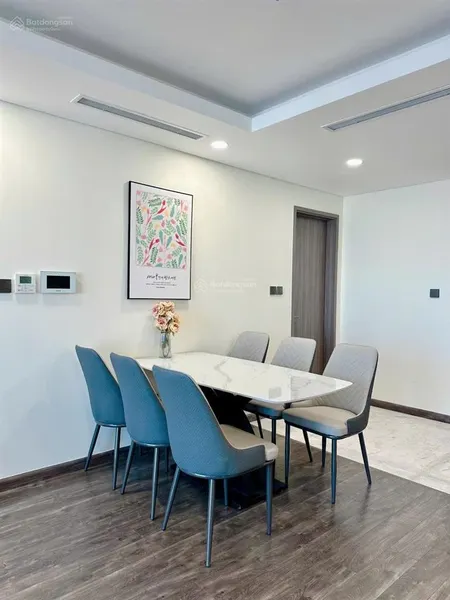Vợ chồng tôi cần bán căn hộ chung cư nghĩa đô 1pn, 1vs, dt 45m2 đẹp lung linh, 0981 959 *** a hà