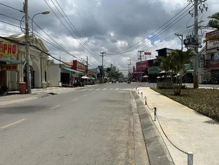 BÁN KHO, XƯỞNG GẦN CẦU PHÚ LONG, Q.12