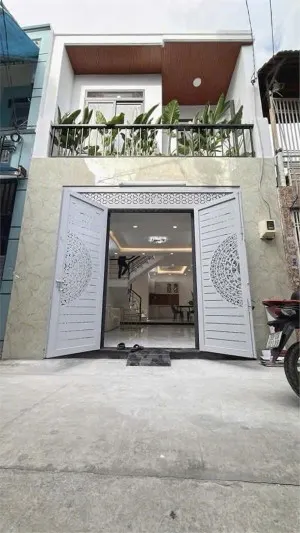Bán nhà đường Trung Lang, phường 12 Tân Bình (5,5*33) chỉ 12,5 tỷ