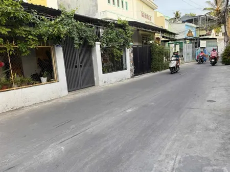 Cần bán 2 lô đất hẻm lương định của , phường ngọc hiệp , nha trang giá 1 tỷ 400 triệu