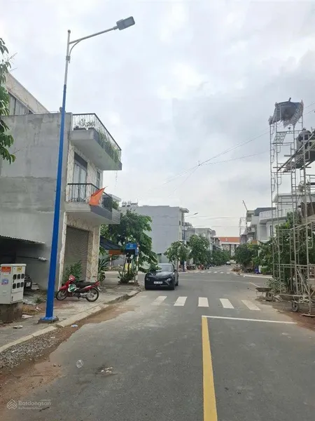 Cần ra gấp lô đất trong khu tđc đông hòa c dt 60m2 full thổ cư, đường quốc lộ 1k vào 200m shr