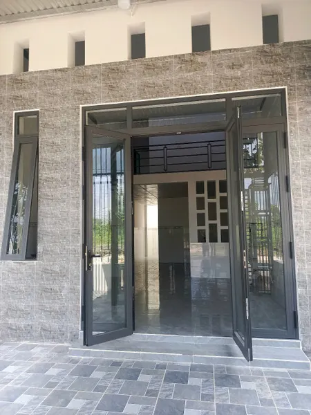 Cần bán nhà mới xây chưa ở để chuyển công tác