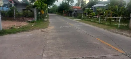 Bán lô đất tại xã mộ đức, quảng ngãi. diện tích. 200m2 (full thổ cư). giá chỉ 3,8tr/m2