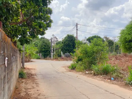 Bán đất 106.6m² ngang 5m giá 1.05 tỷ Xã Quảng Phú