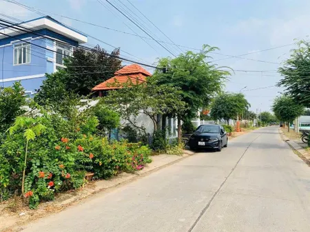 Đất thổ mt đường trần văn nghĩa 9m dt 240m2, giá siêu rẻ mua lời ngay