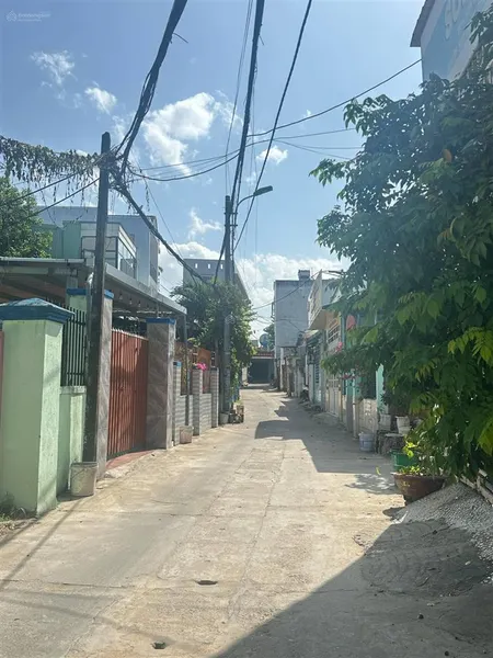 Bán lô đất 2 mặt tiền đường ô tô 4 mét trước sau đường tôn đản hoà phát