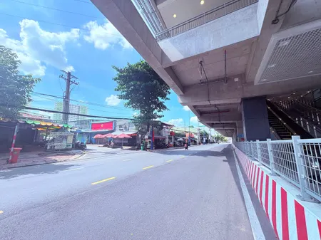 619 -  BÁN GẤP NHÀ CẤP 4 – ĐƯỜNG SONG HÀNH XA LỘ HÀ NỘI- NGAY GA METRO BÌNH THÁI - PHƯỜNG TRƯỜNG THỌ