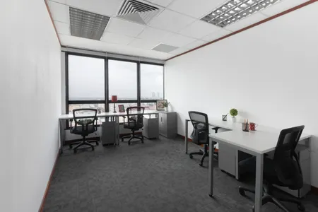 Không gian văn phòng được thiết kế chỉn chu đến từng chi tiết tại Regus Hanoi Tower dành cho 5 người.