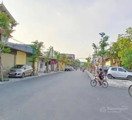 Bán mảnh đất đẹp 99m2 thôn sáp mai, cạnh viện nhiệt đới cách trung tâm và tòa 108 tầng 5km