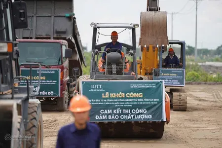 Chủ ngộp cắt lỗ gần đường đt 818 thị trấn thủ thừa long an