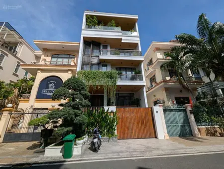 Biệt thự khu Compound 357A Nguyễn Trọng Tuyển, Mới xây nội thất sang trọng đẳng cấp