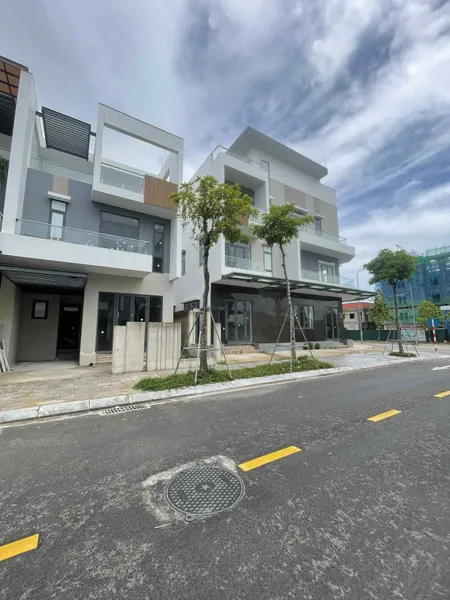 🔥 DUY NHẤT 1 CĂN – NHÀ PHỐ 3 TẦNG ĐỐI DIỆN TÒA ÁN TP HUẾ, GIÁ CHỈ 5.X TỶ 🔥