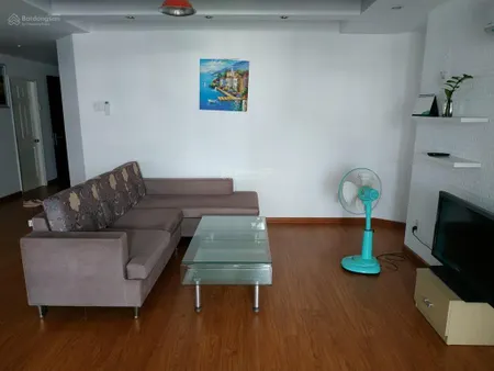Bán gấp căn hộ indochina park tower dt 75m2, 2pn, 2wc chính chủ, không qua môi giới