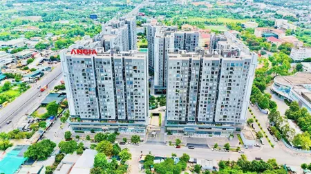 Sổ hồng! bán căn 2pn, 2wc 59m2 tặng gói nội thất tháp c, tầng đẹp view hướng mát westgate an gia