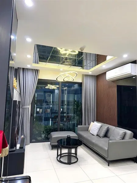 Tôi bán căn 3pn rivera park 93m2, 3n2wc full nội thất, giá 9 tỷ bao hết phí. 0976 299 ***