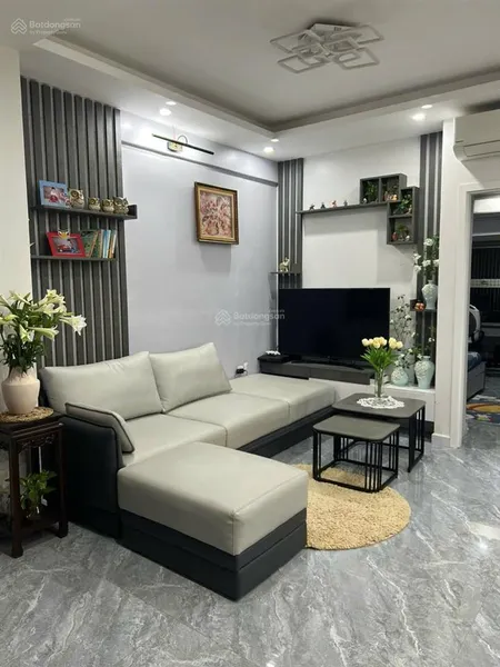 Bán 2 căn hộ 90m3pn, 2vs giá 6.45 tỷ và 130m3pn, 2vs giá 7.5 tỷ chung cư licogi 13 khuất duy tiến