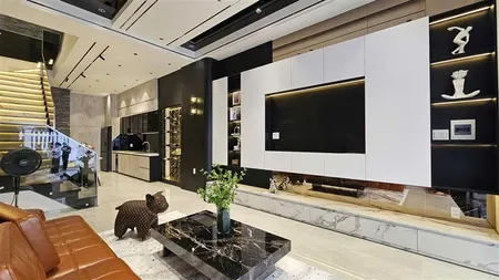 Huỳnh Tấn Phát (3 phút ra Phú Mỹ Hưng); 4x16m; nhà đẹp 4 tầng tìm chủ mới vào ở ngay