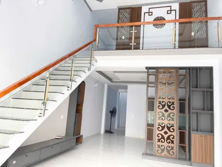 Bán nhà 1T1L mới đẹp, SR, gần chợ Quang Thắng, Trảng Dài chỉ 2tỷ2