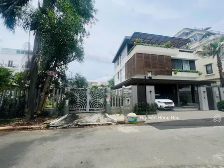 Bán gấp lô đất đơn lập giá tốt nhất khu phú mỹ hưng. dt 252m2 giá bán 58 tỷ tl