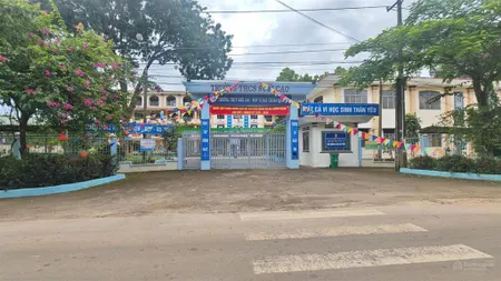 Bán lô đất thổ cư bên cạnh trường học, suối cao (cũ), xuân thành, xuân lộc. 10x25=250m2 giá rẻ