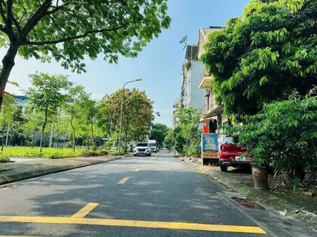 Hàng cực hiếm đất đẹp nhất tđc giang biên long biên diện tích 58m2. mặt 5m = hậu cực hiếm