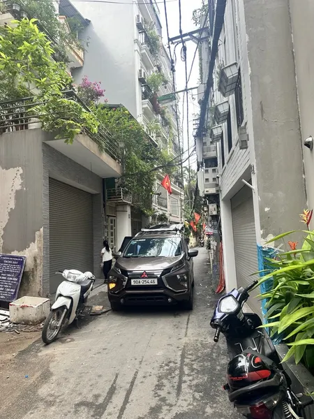 CHỈ 5.2 TỶ! NHÀ 3 TẦNG HỒNG TIẾN - Ô TÔ ĐỖ CỔNG - NGÕ THÔNG - TRUNG TÂM LONG BIÊN!