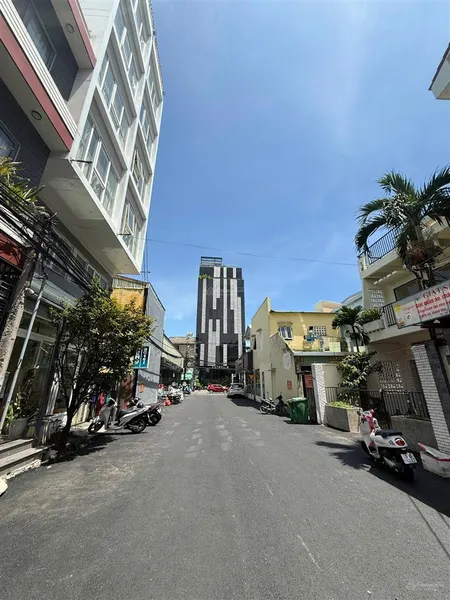 Bán đất mặt tiền biển đường phan thúc duyện, nở hậu, tặng 2 nhà kiên cố, tiện kinh doanh