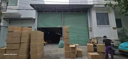 Bán kho 200m2, tỉnh lộ 10, cách tên lửa 200m, cách aeon bình tân 5 phút