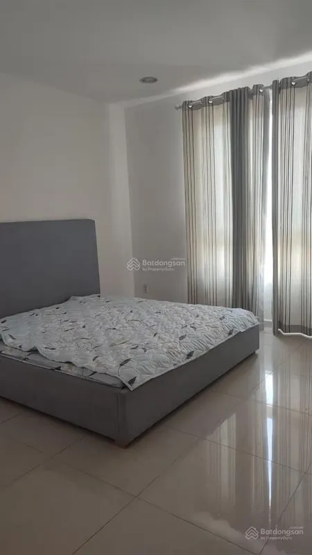 Bán căn hộ chung cư h2 hoàng diệu, 2,3 tỷ, 93 m2, đẹp, nhiều tiện ích
