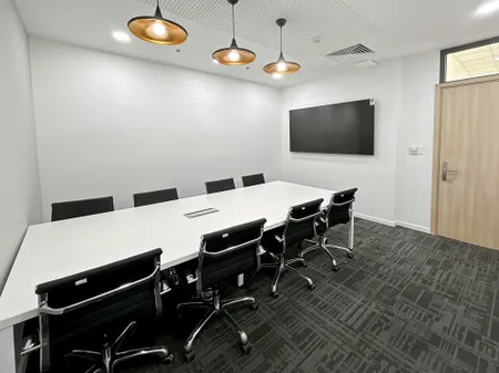 Không gian văn phòng mở cho 10+ người tại Regus L’Mak