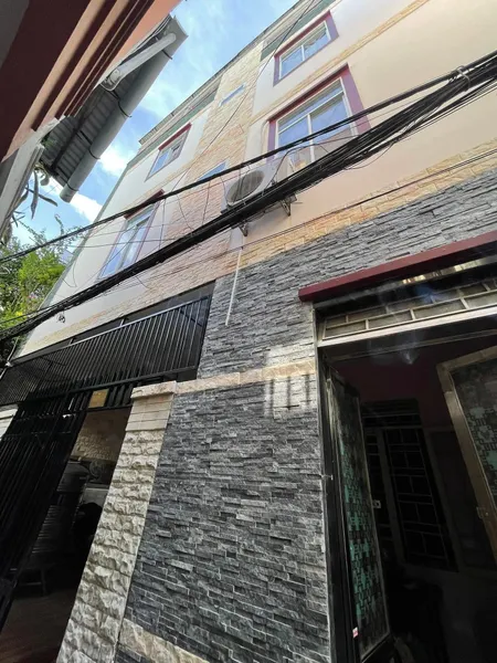 Bán nhà 2,5 Tầng 10Phong, kiệt Nguyễn Tất Thành