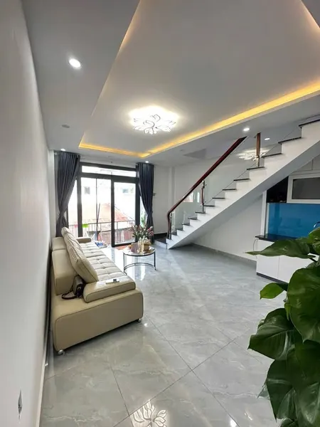 Cần bán nhà Nguyễn Siêu hai mặt tiền hẻm ( 1 ô tô 1 xe máy)