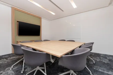 Quyền sử dụng trọn gói không gian văn phòng chuyên nghiệp dành cho 10+ người tại Regus Me Linh Point Tower