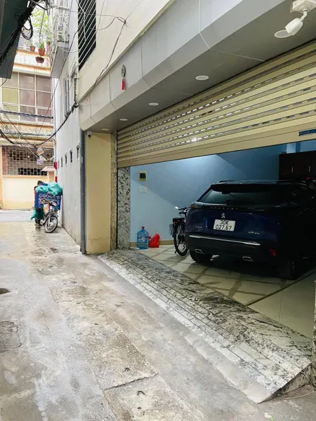 Nguyễn Hữu Thọ 48m 5 tầng ô tô tránh đỗ, gần Hồ Linh Đàm, vỉa hè rông