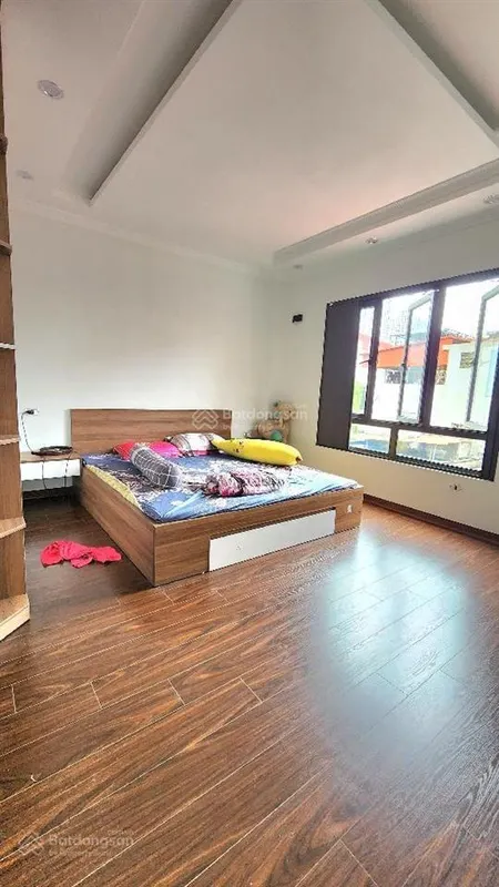 Nhà đẹp tôn thất tùng ô tô tránh gara ô tô lô góc 3 thoáng kinh doanh chỉ 9.5 tỷ