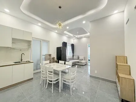 Bán căn hộ cao cấp, 60m2 2PN 2WC, CC Phú Thọ Lữ Gia - ban công 2 mặt thoáng chỉ hơn 3 tỷ.