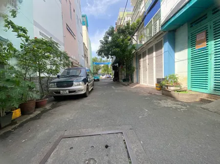 HUỲNH VĂN BÁNH TRƯỜNG SA - HẺM NHỰA 6M XE HƠI THÔNG - NỞ HẬU TÀI LỘC