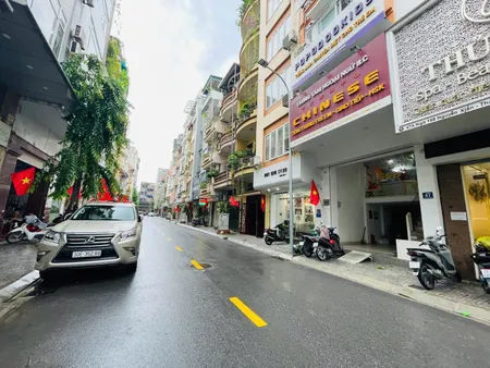 Bán nhà Nguyễn Xiển 50m² ngang 4m giá 24.5 tỷ Phường Khương Đình (LH: Zalo 0862299066)