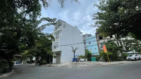 Bán nhà 4 Tầng - Cao Xuân Dục, Hải Châu, gần Sông Hàn