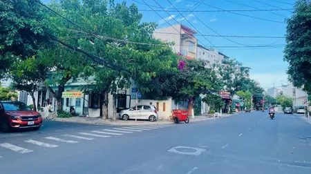 Cơ Hội An Cư Gần Biển Nha Trang Với Căn Nhà Hẻm Phố Đường Phùng Hưng
