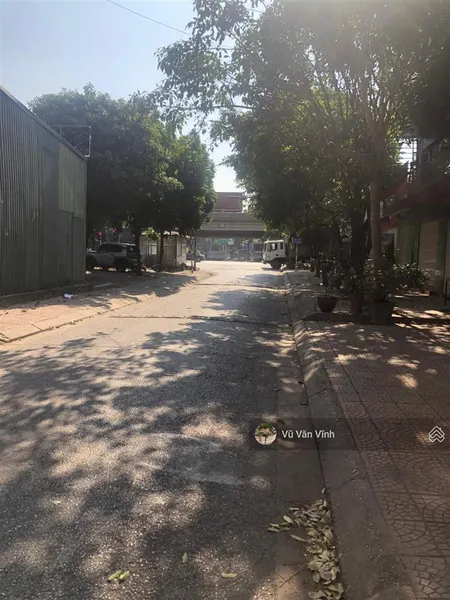 Bán đất tđc hoa động, vườn hồ, cự khối 105m2, mặt tiền 8m, giá hơn 13 tỷ.