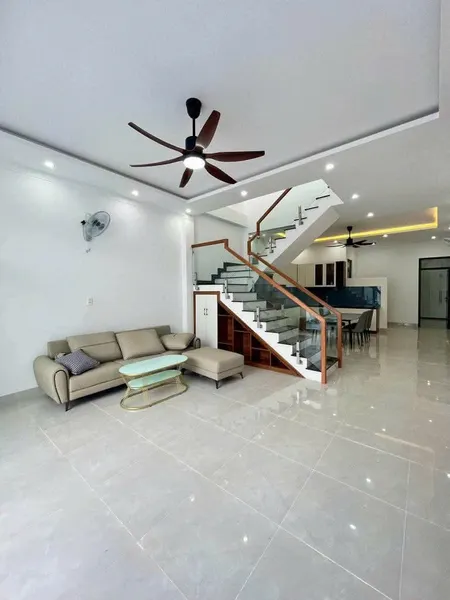 Bán nhà 97m² ngang 4,3m giá 3.25 tỷ Phường Ea Kao