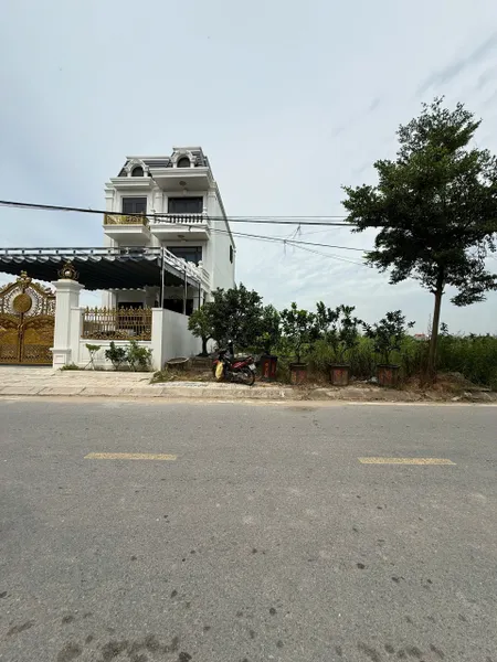 Bán đất 100m² ngang 4m. mặt đường nhựa cộng vỉa hè 10m. giá 3.8 tỷ Phường An Hải(Đồng Thái). liên hệ 0362558882