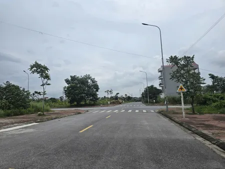 Bán 90m đất dãy A. Khu đấu giá kim chân. Phường vũ ninh bắc ninh
