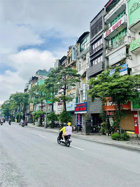 Bán đất mặt ngõ thông ô tô vào nhà, kd, sát trục đường 17m. vuông đẹp mt 4.5m. chào 6.86 tỷ