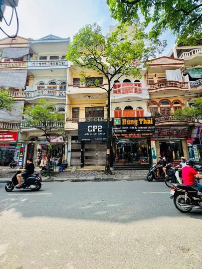 LOA LOA BÁN GẤP NHÀ LÊ HÔNG PHONG HÀ ĐÔN MẶT PHỐ - KINH DOANH - VỈA HÈ - 2 THOÁNG VĨNH VIỄN - TRUNG TÂM THƯƠNG MẠI CHỢ HÀ ĐÔNG 30M - SỔ VUÔNG A4.