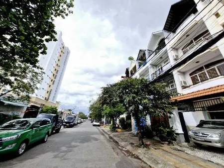 Siêu Phẩm Mặt Tiền Cao Lỗ – Quận 8 – Nhà 4 Tầng DTSD 204m2 Tiện Kinh Doanh Đa Ngành Nghề