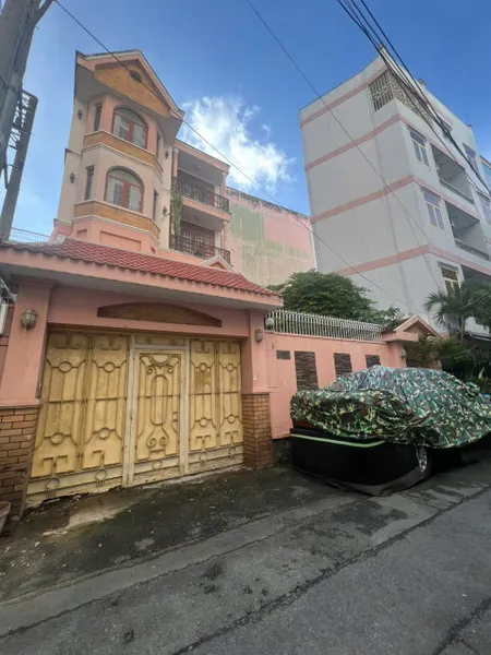 Chính Chủ Bán HXH Hoàng Văn Thụ, P.9, Q. Phú Nhuận. DT: (11 x 28m), Giá 50 Tỷ, Liên Hệ: O981.699.932